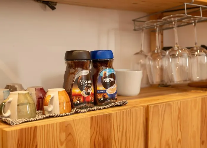 Domus Montebello * Roma