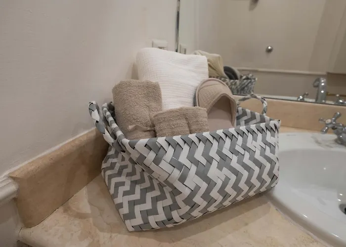 Domus Montebello Roma